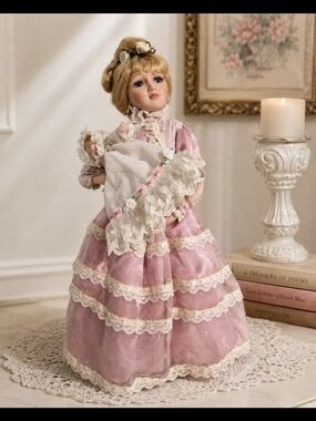 Vintage Victorian Style Porcelain Mother & Baby Doll Pink Lace Dress Collectible
